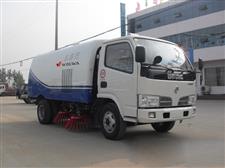 東風福瑞卡掃路車